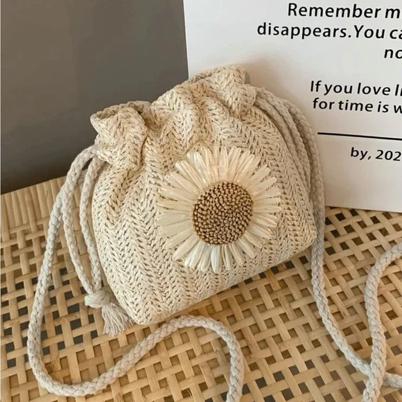 ⚠️Clearance Floral Cute Straw Bag / Drawstring Crossbody Bag - Picture 8 of 8